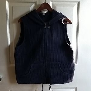 Waffle texture navy vest